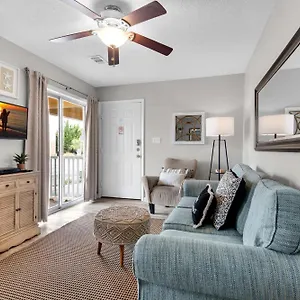 https://st-martin-beach-walk-villas-112-d-condo.hotels-destin.com