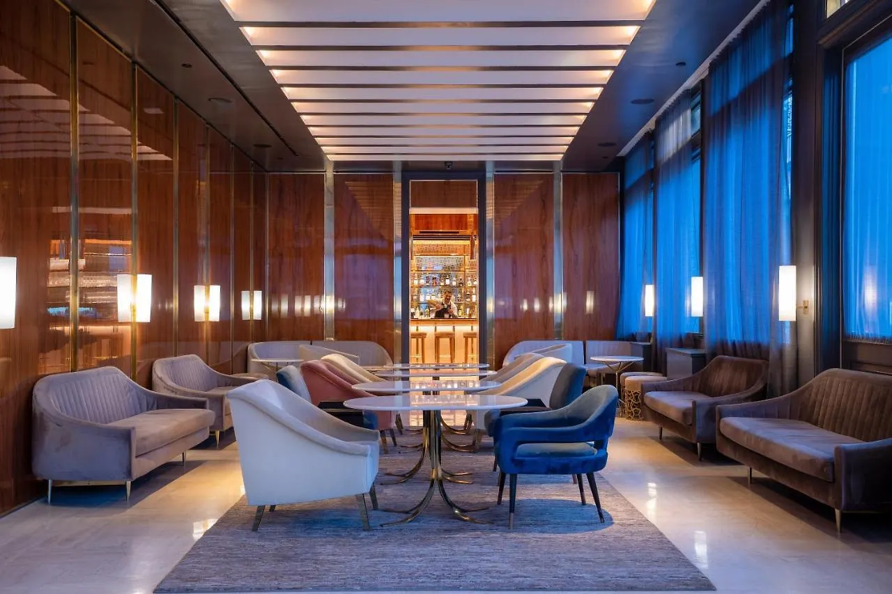 Hotel 33 Hotel, New York City, Seaport