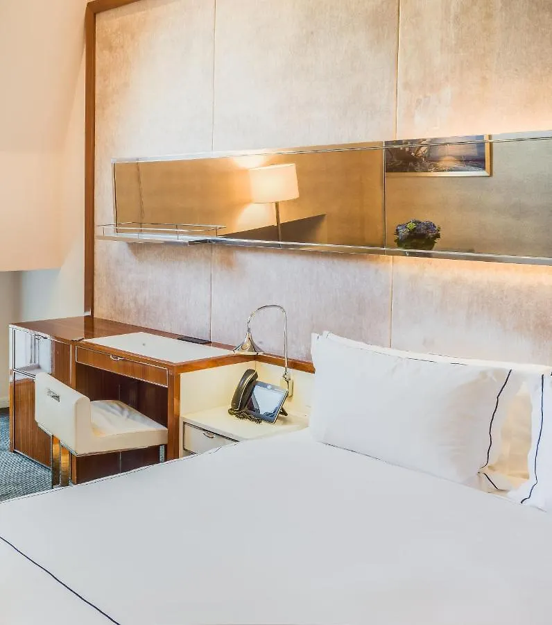 33 Hotel, New York City, Seaport